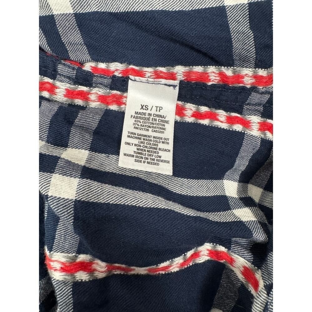 Aeropostale Plaid Button Down Shirt XS Navy Blue White Lightweight Cotton Blend - Picture 4 of 4